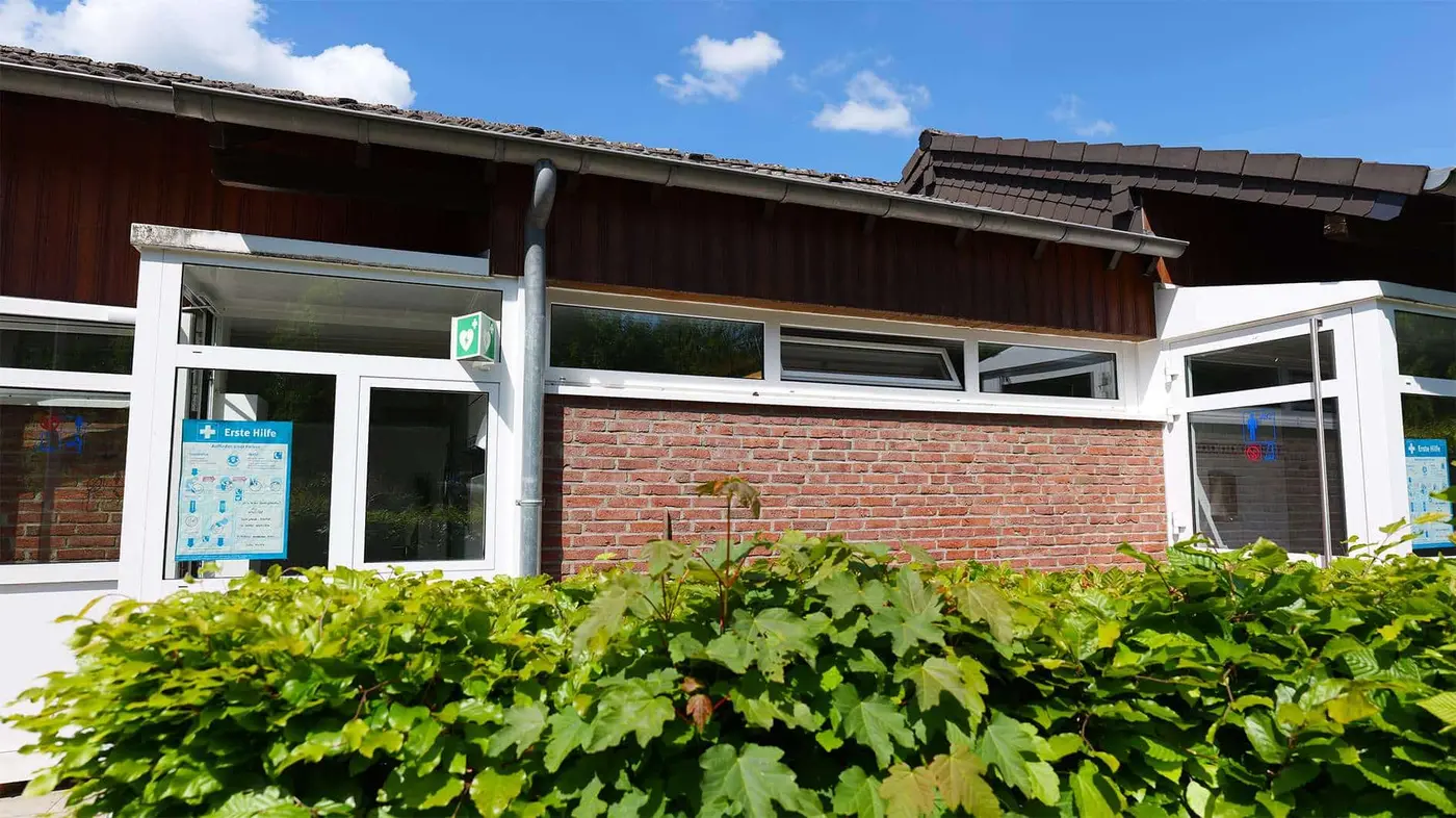 Sanitairgebouw Beneden – interieur
